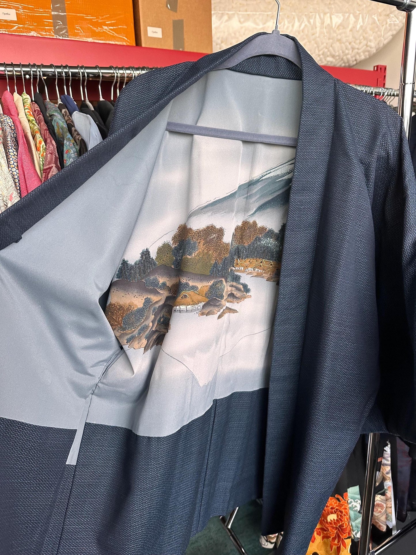 Twilight Weave Kimono (着物 – kimono) – Japanese Men’s Haori in Indigo Mini-Pattern