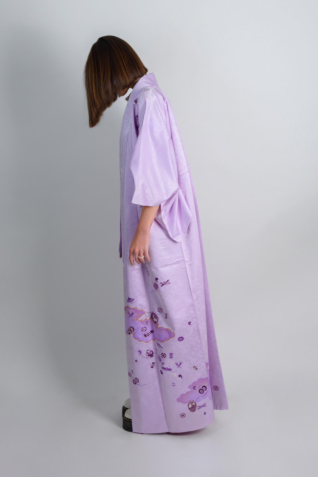 Handmade Silk Kimono Robe: Lavender Dream Cloud Design, Japanese Fashion