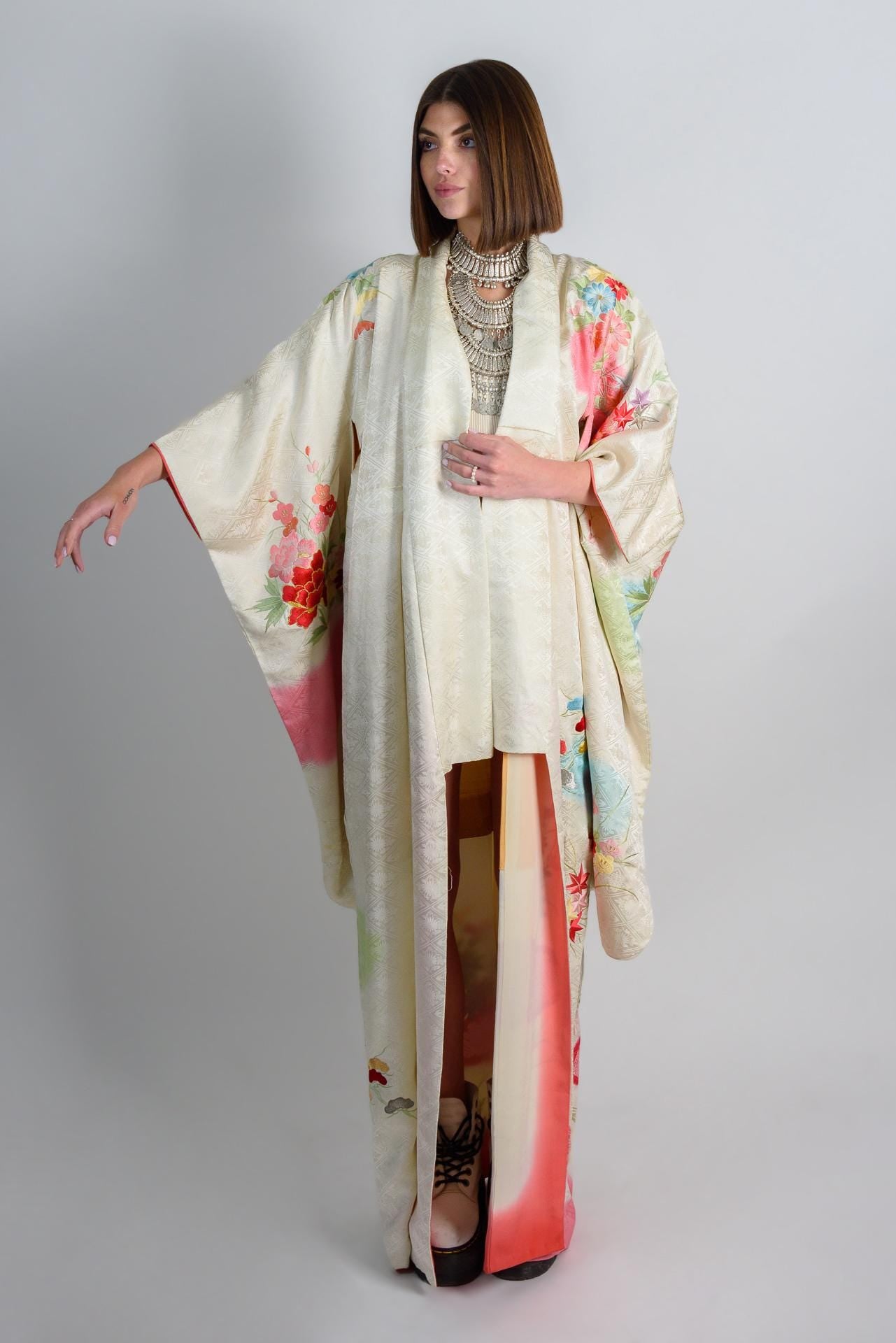 Handmade Silk Kimono Robe: Japanese Floral Jacquard, Bold Colors