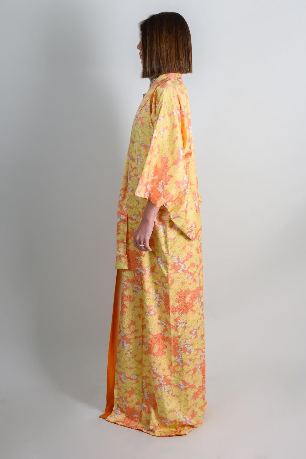 Handmade Silk Kimono Robe: Sunset Chrysanthemum Japanese Fashion