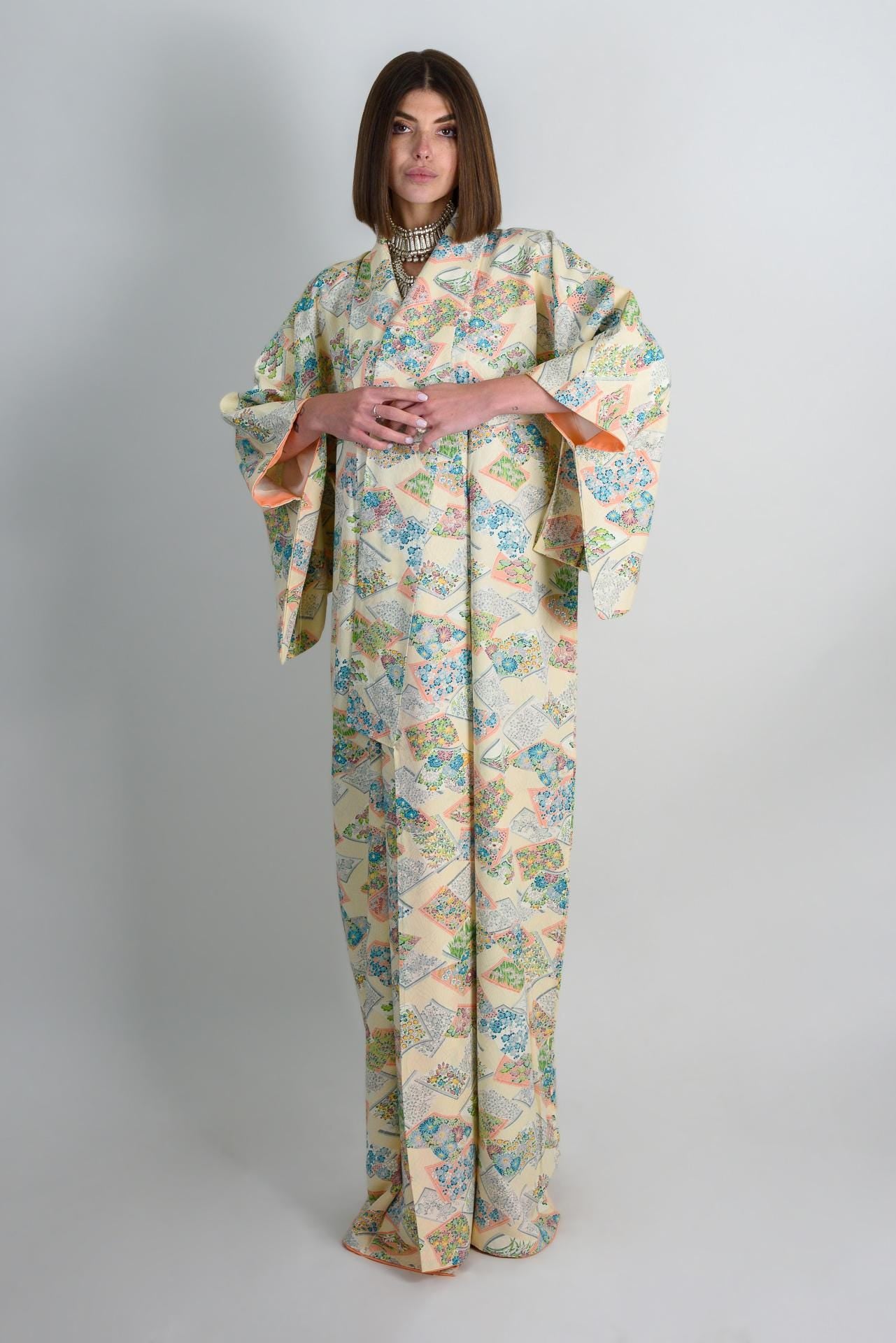 Handmade Silk Kimono Robe: Japanese Floral Paper Petal Design