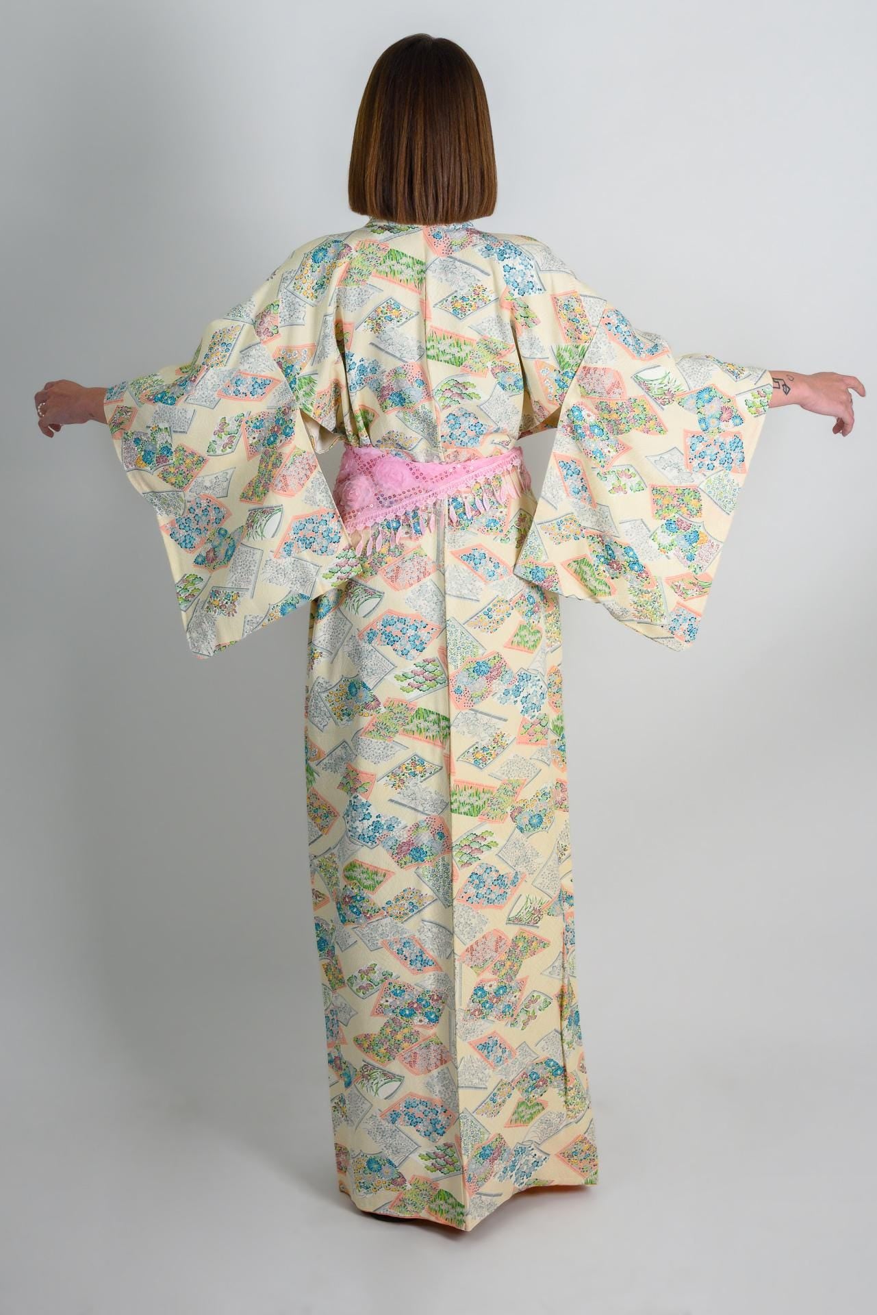 Handmade Silk Kimono Robe: Japanese Floral Paper Petal Design