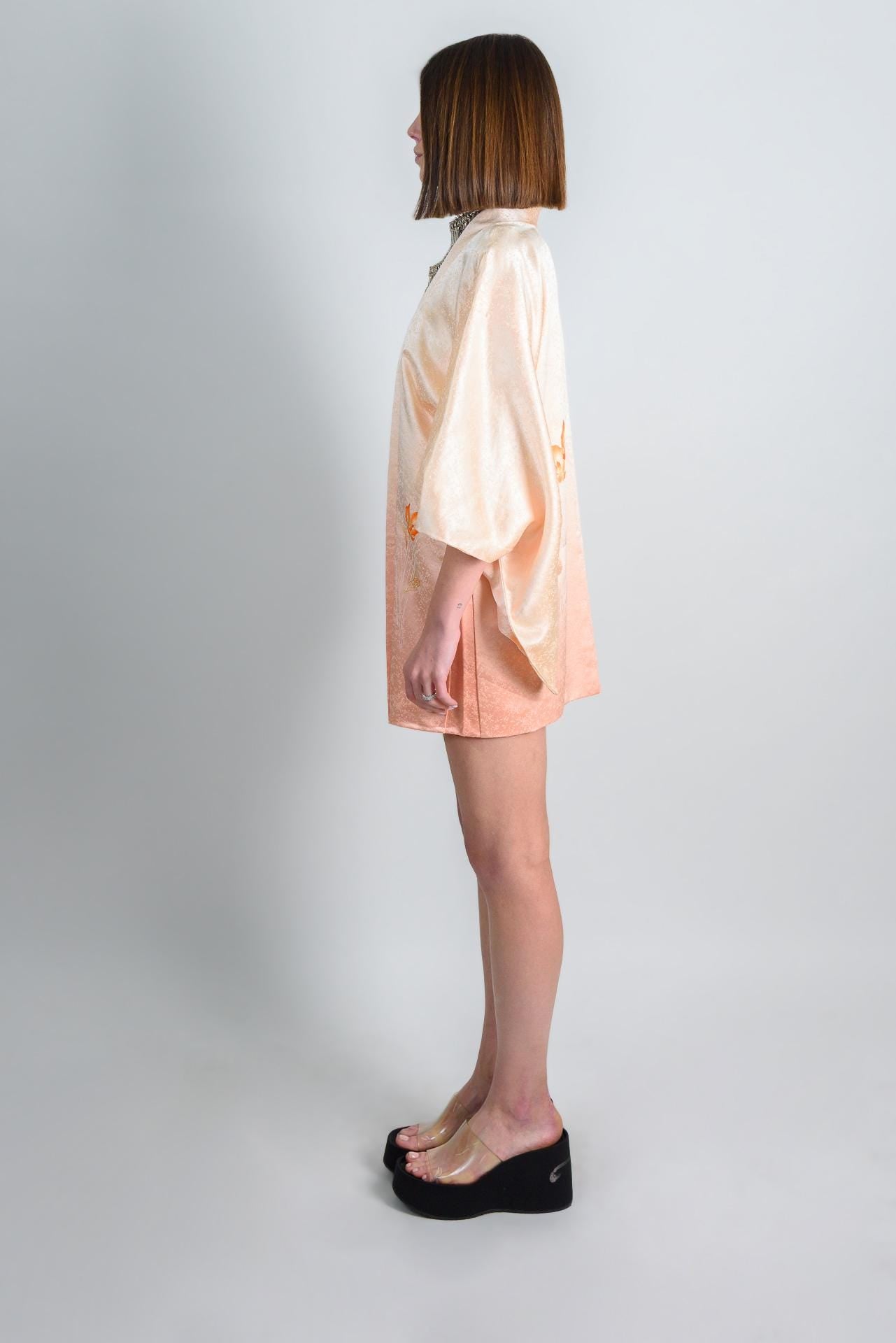 Peach Silk Haori Kimono: Vintage Japanese Robe, Floral Rinzu Pattern
