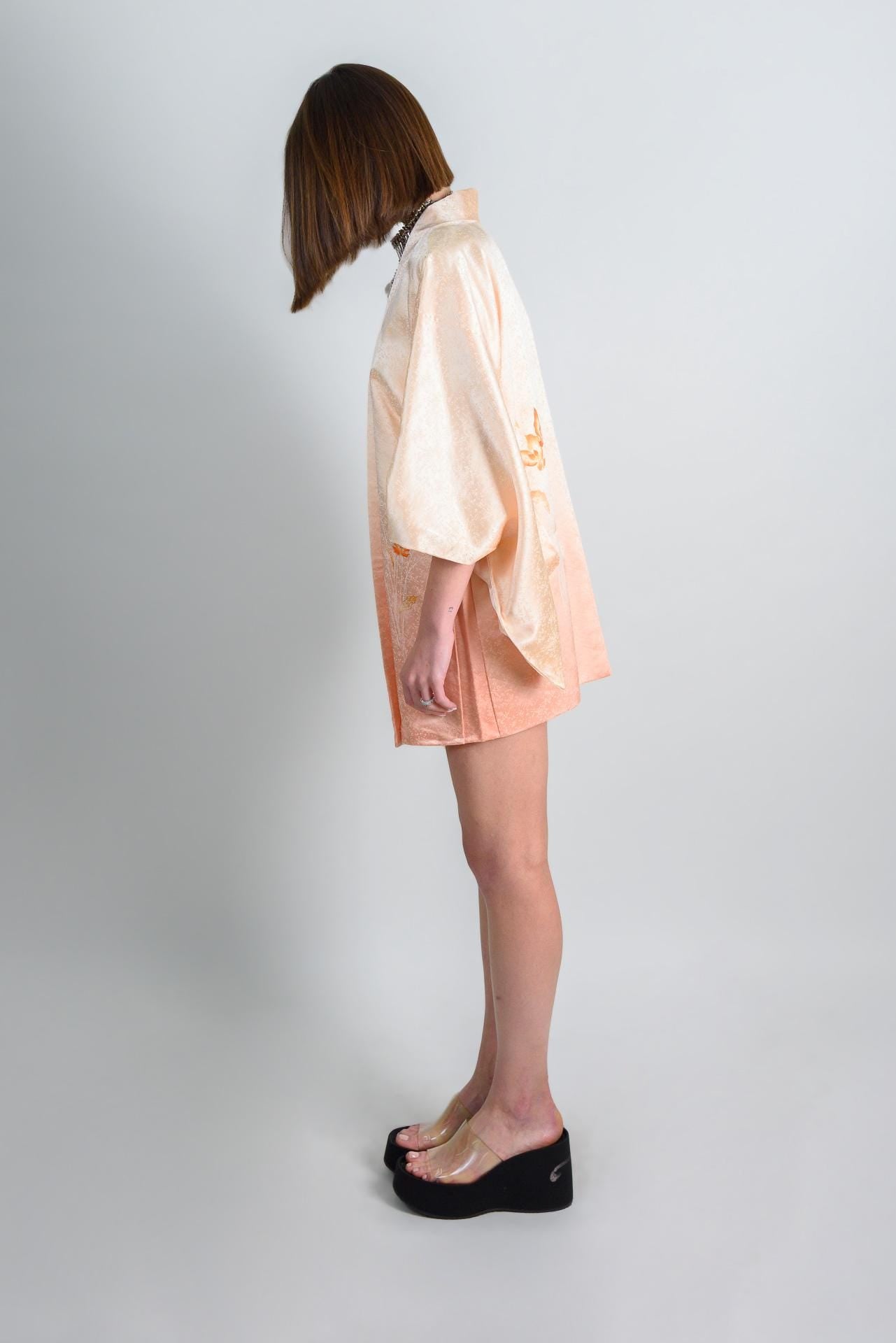 Peach Silk Haori Kimono: Vintage Japanese Robe, Floral Rinzu Pattern