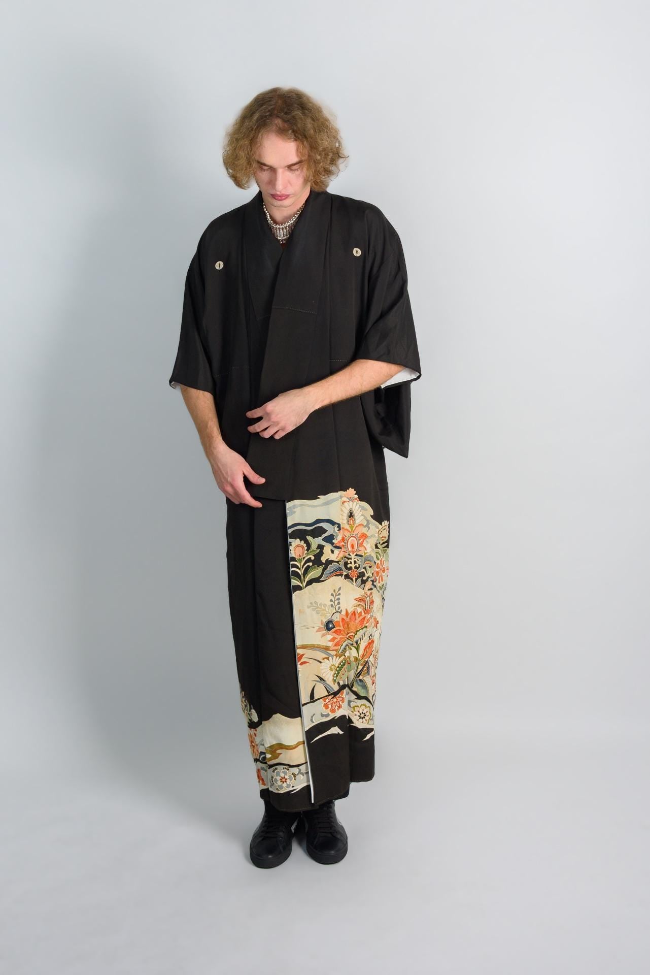 Floral Storm Montsuki Kimono: Japanese Mens Boho Robe