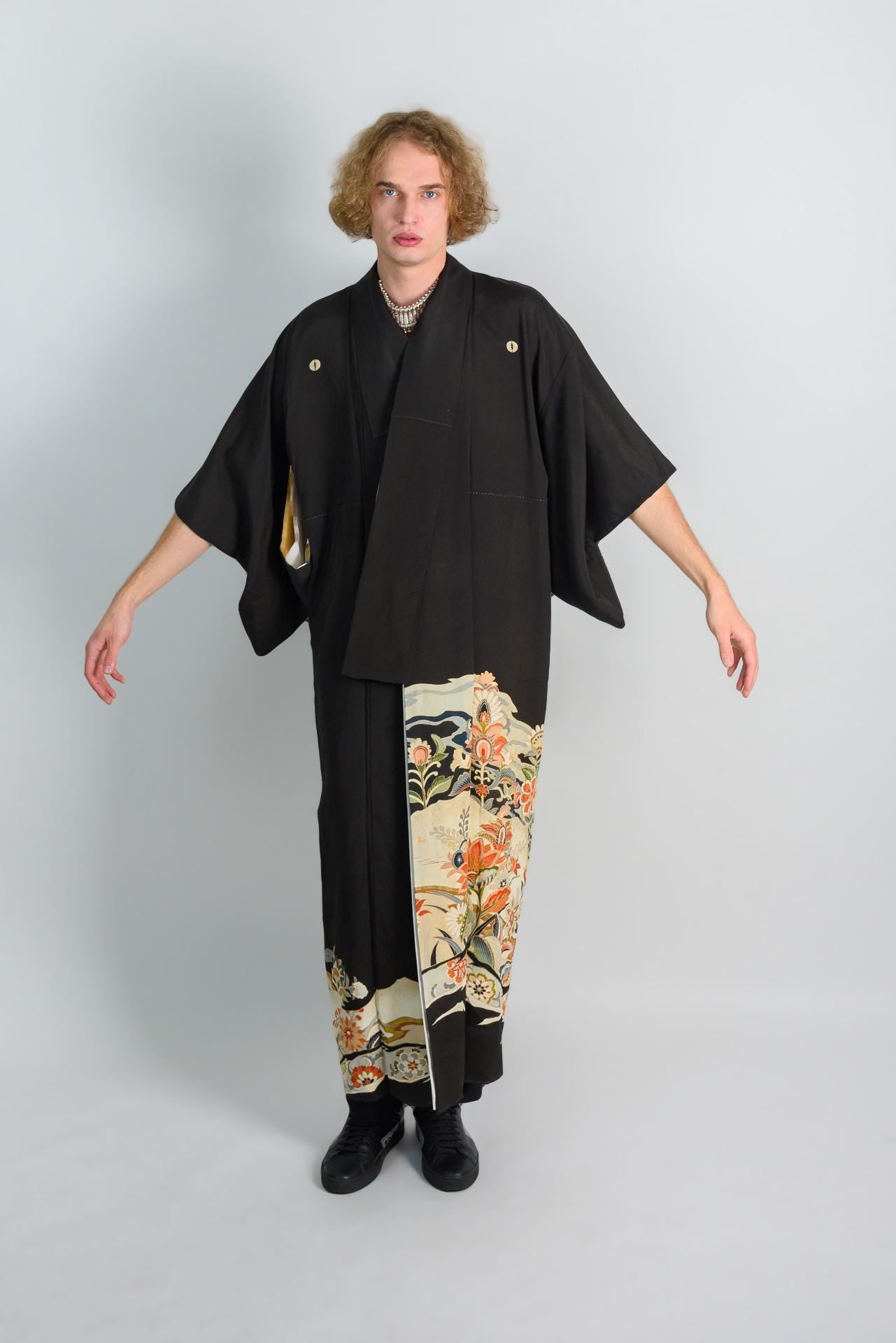 Floral Storm Montsuki Kimono: Japanese Mens Boho Robe