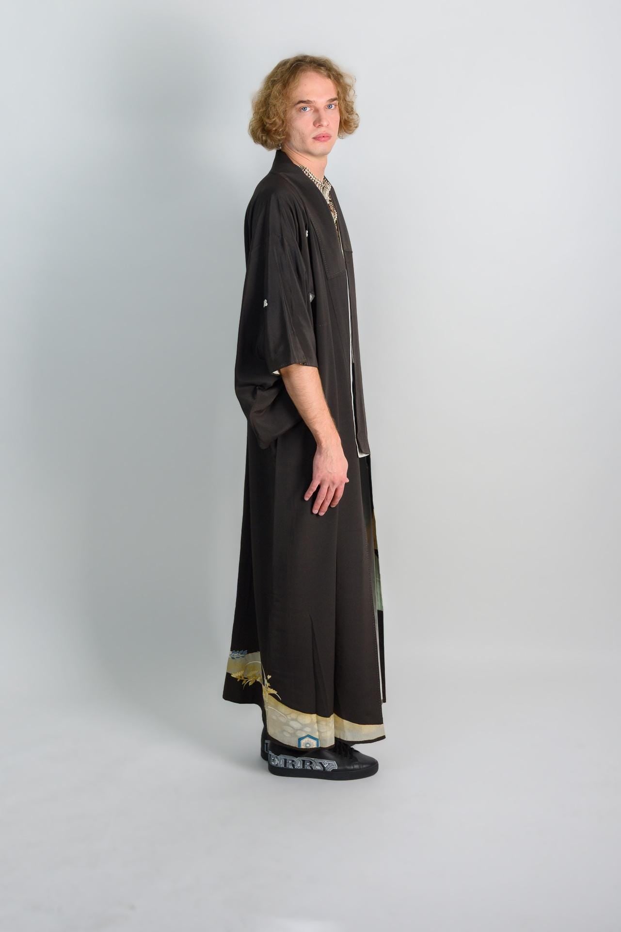 Handmade Japanese Kimono Robe: Black Montsuki with Floral Crests