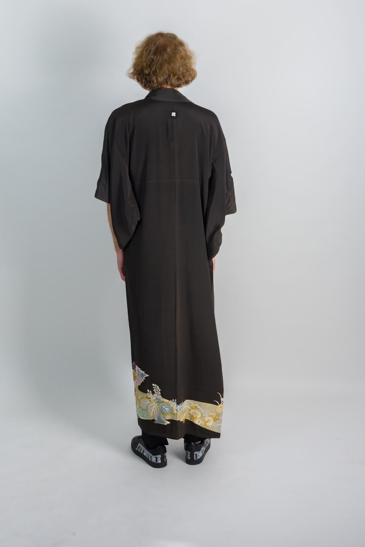 Handmade Japanese Kimono Robe: Black Montsuki with Floral Crests