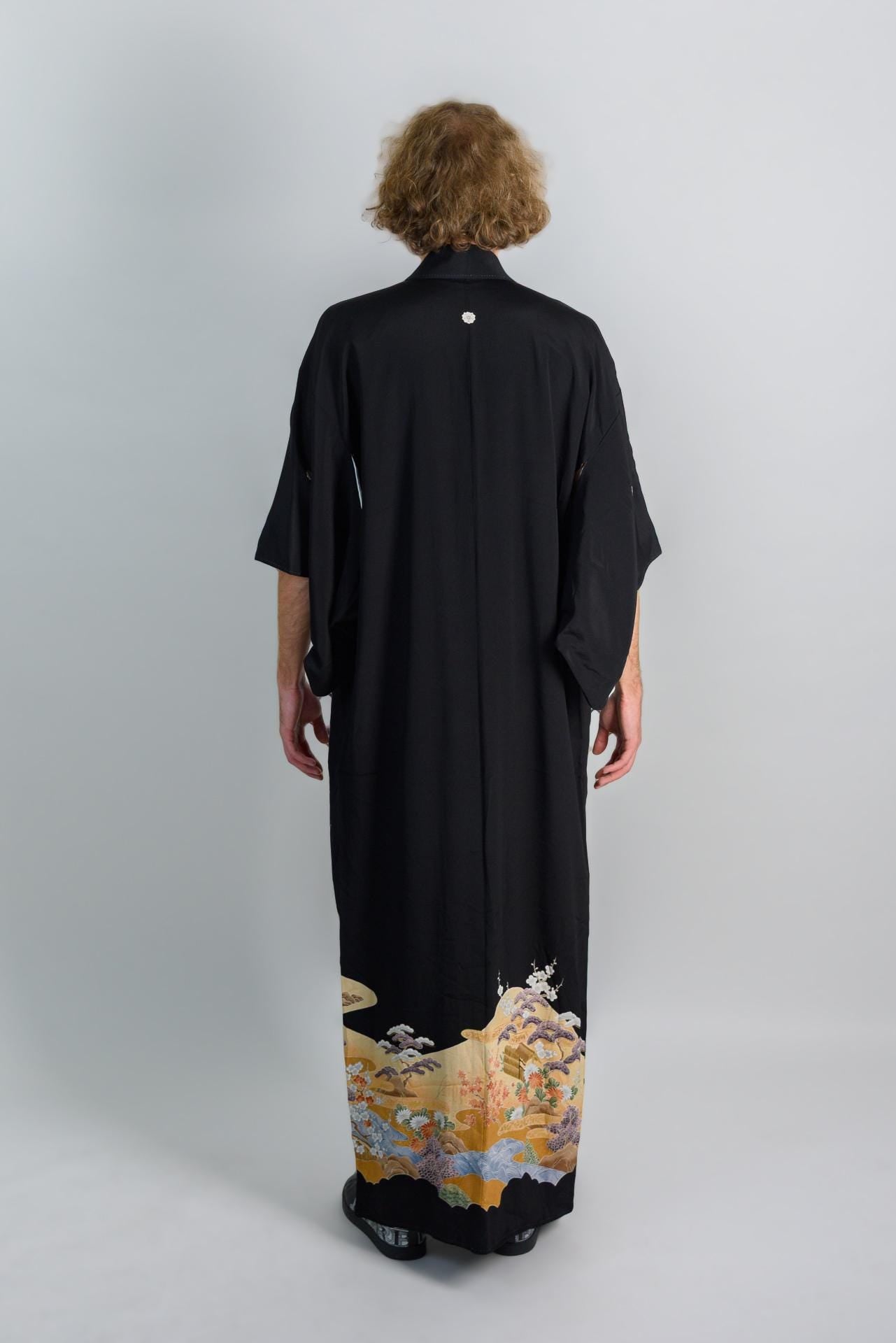 Handmade Japanese Kimono Robe: Painted Temple Landscape