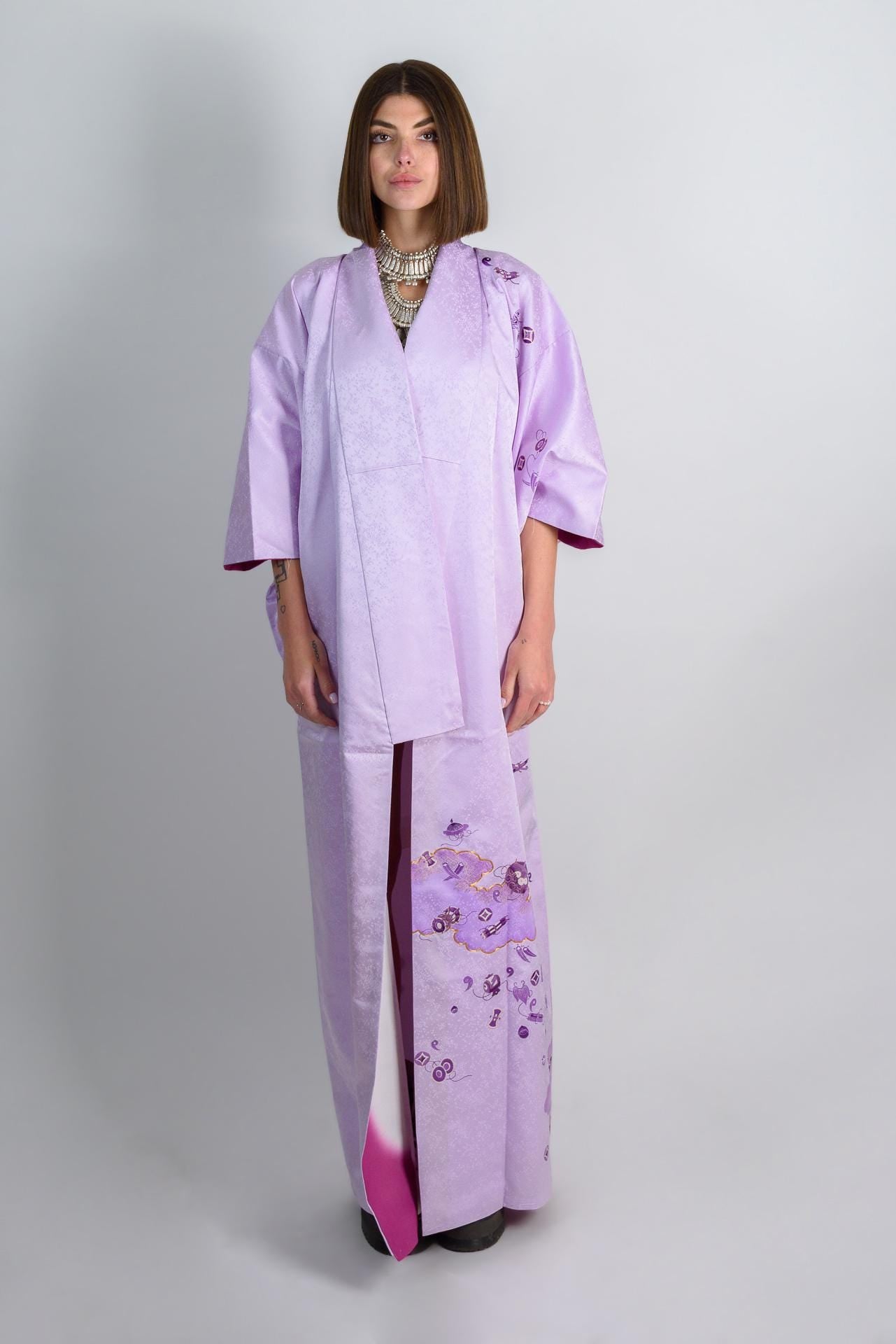 Handmade Silk Kimono Robe: Lavender Dream Cloud Design, Japanese Fashion