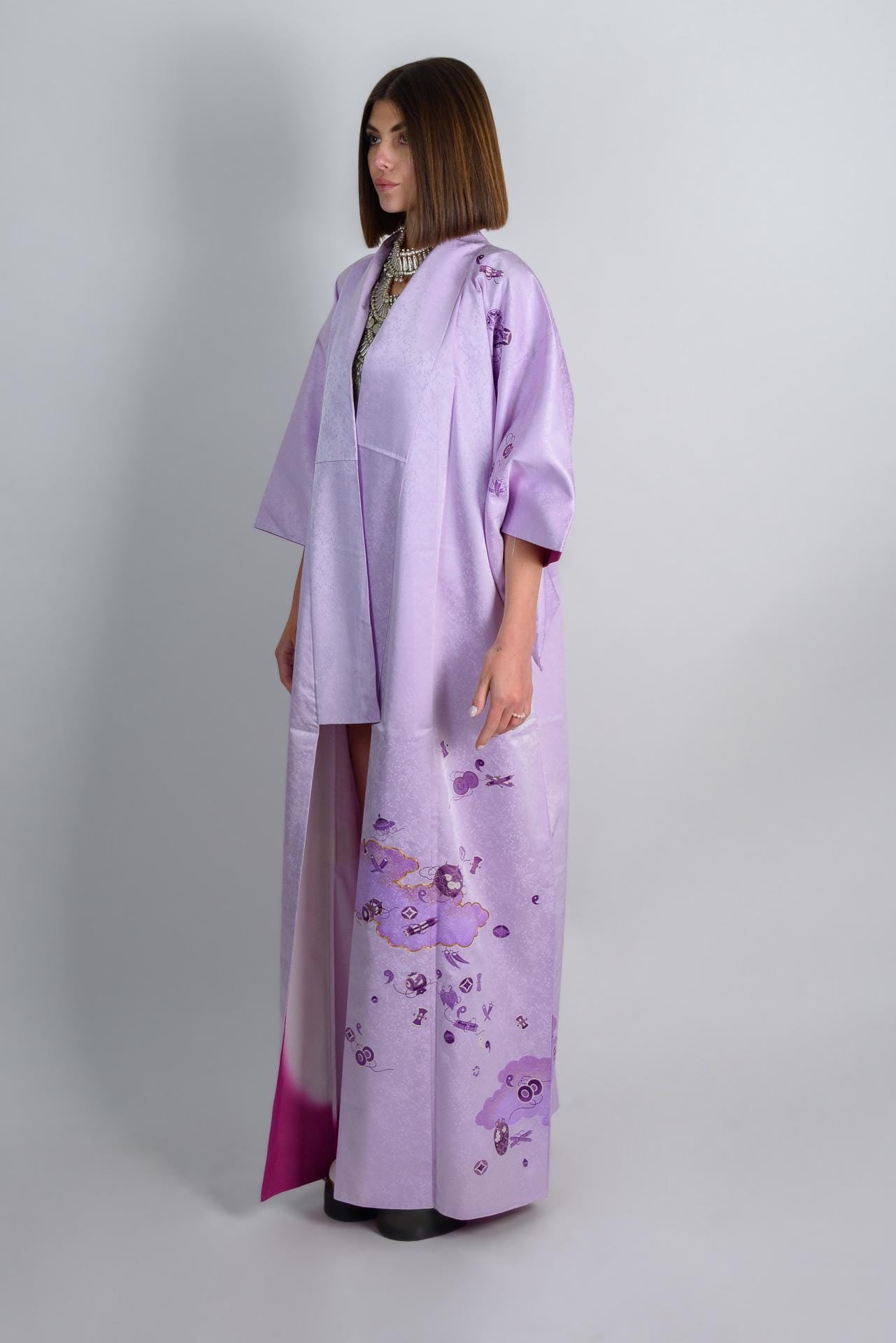 Handmade Silk Kimono Robe: Lavender Dream Cloud Design, Japanese Fashion