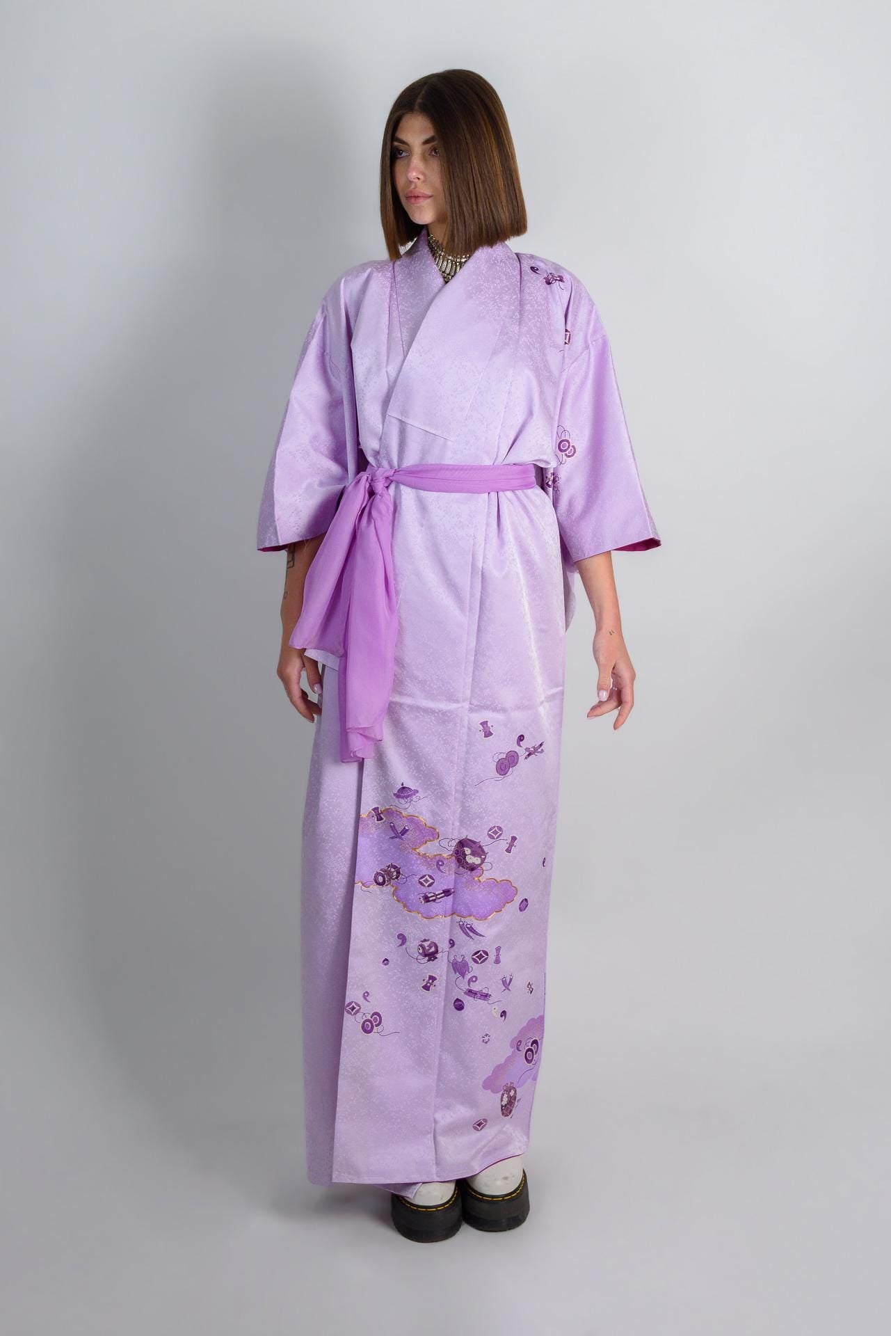Handmade Silk Kimono Robe: Lavender Dream Cloud Design, Japanese Fashion