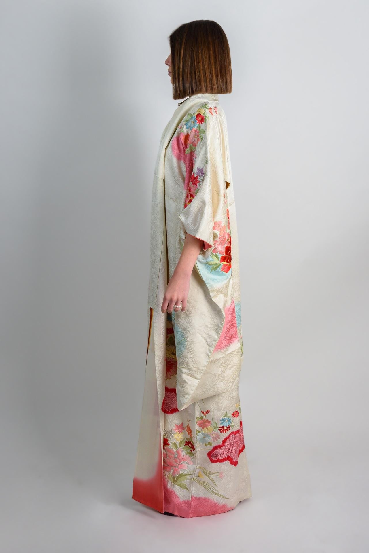 Handmade Silk Kimono Robe: Japanese Floral Jacquard, Bold Colors