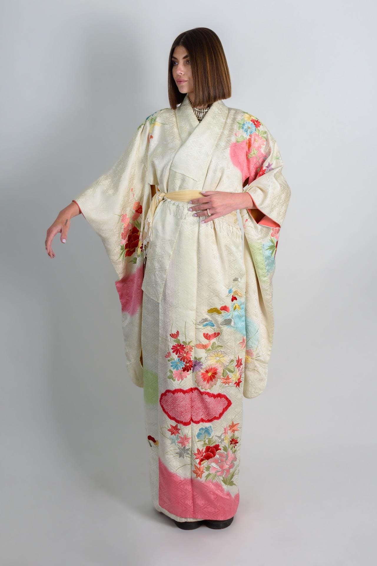 Handmade Silk Kimono Robe: Japanese Floral Jacquard, Bold Colors