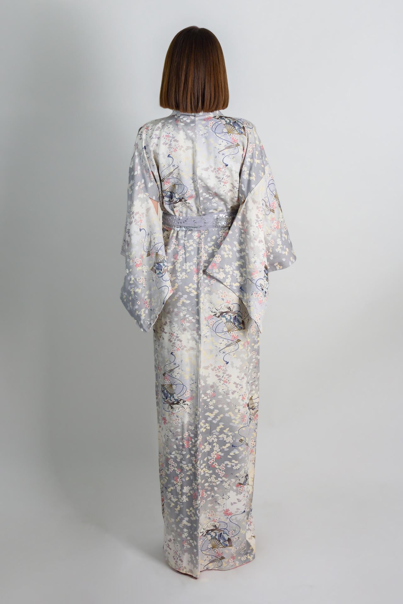 Handmade Silk Kimono | Floral Carriage Motif, Silver Gray Japanese Robe