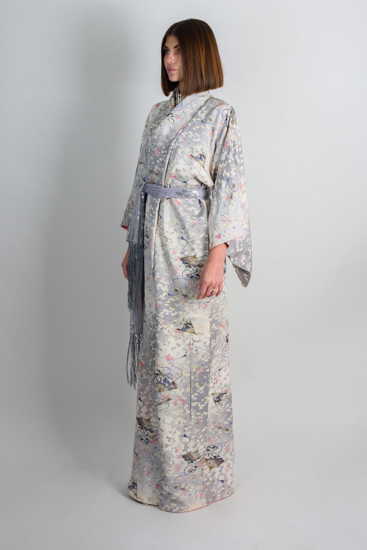 Handmade Silk Kimono | Floral Carriage Motif, Silver Gray Japanese Robe