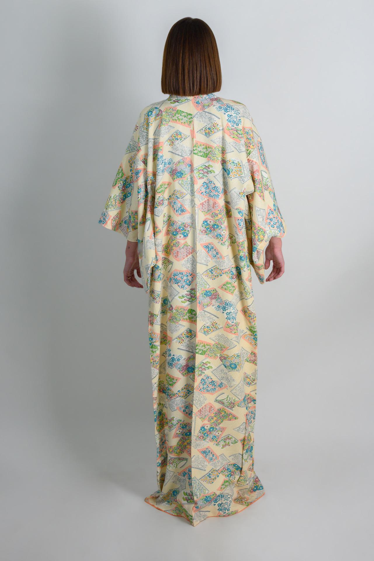 Handmade Silk Kimono Robe: Japanese Floral Paper Petal Design