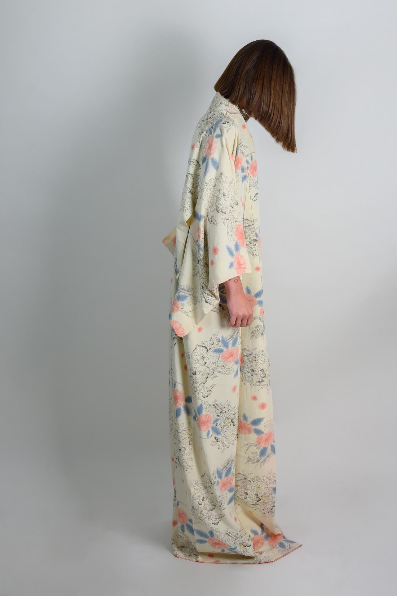 Handmade Silk Kimono Robe | Floral Japanese Clothing
