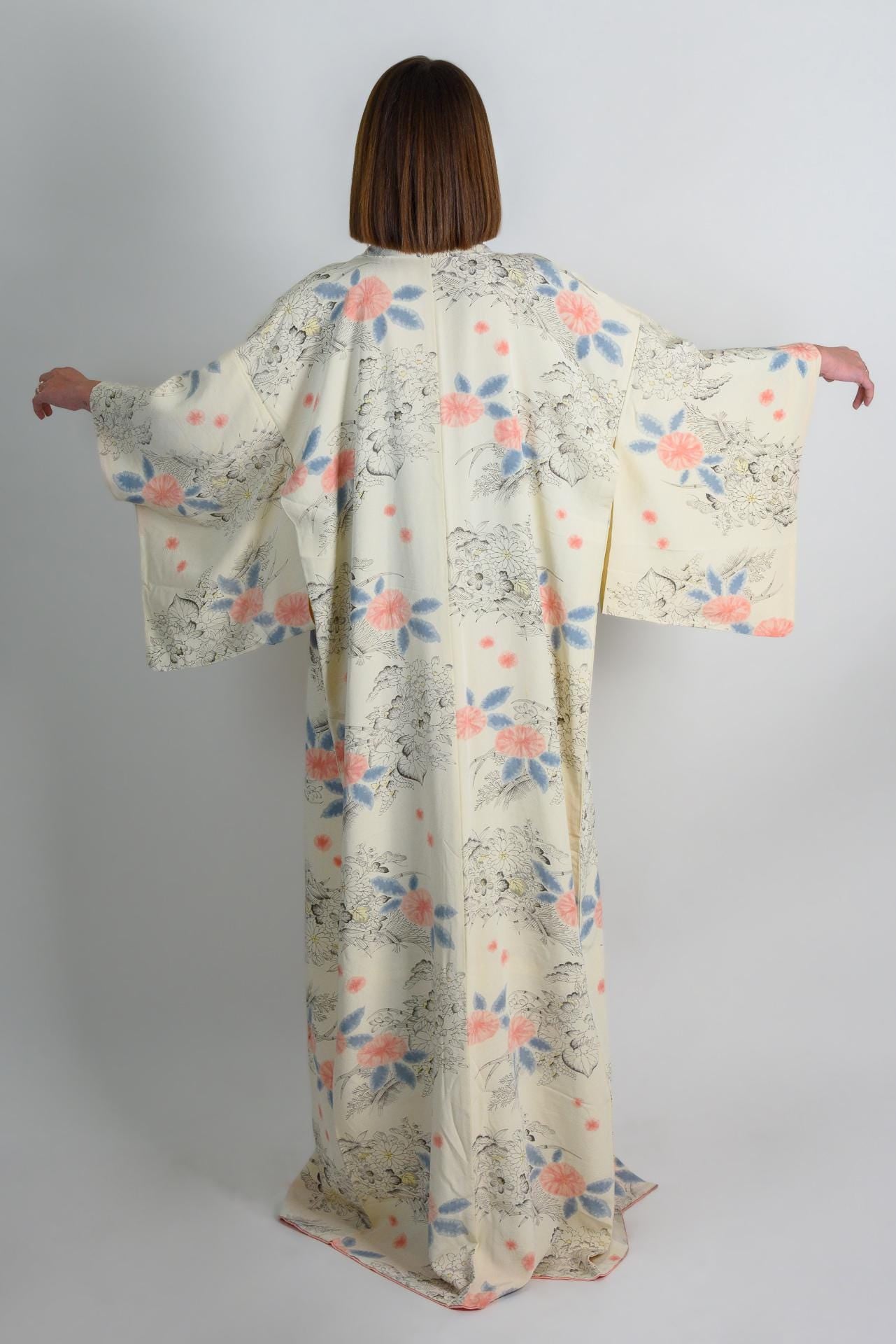 Handmade Silk Kimono Robe | Floral Japanese Clothing