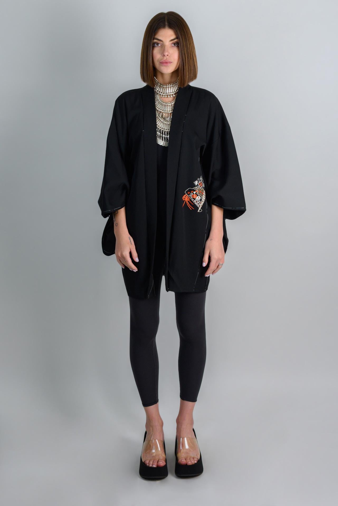 Embroidered Silk Haori Kimono | Black Japanese Vintage Jacket