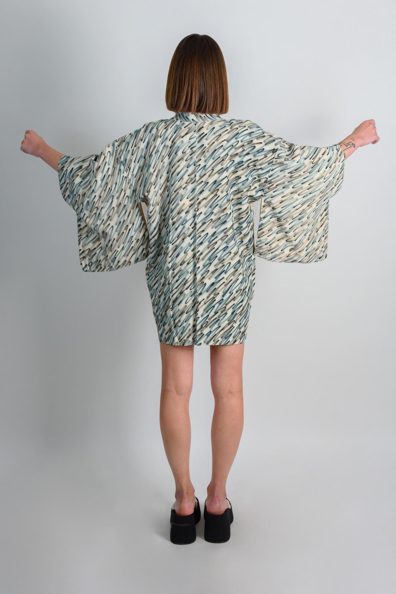 Silk Haori Kimono: Japanese Bohemian Robe, Abstract Brushstroke Jacket