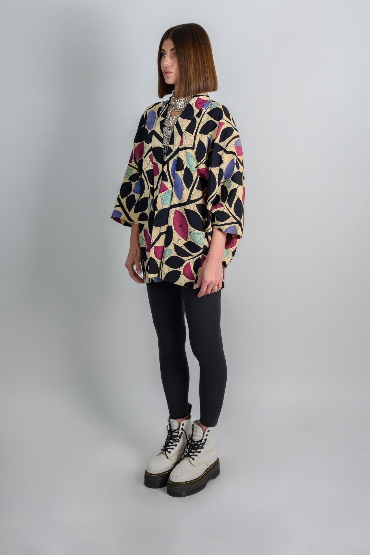Vintage Silk Haori: Japanese Kimono Jacket, Abstract Leaf Print
