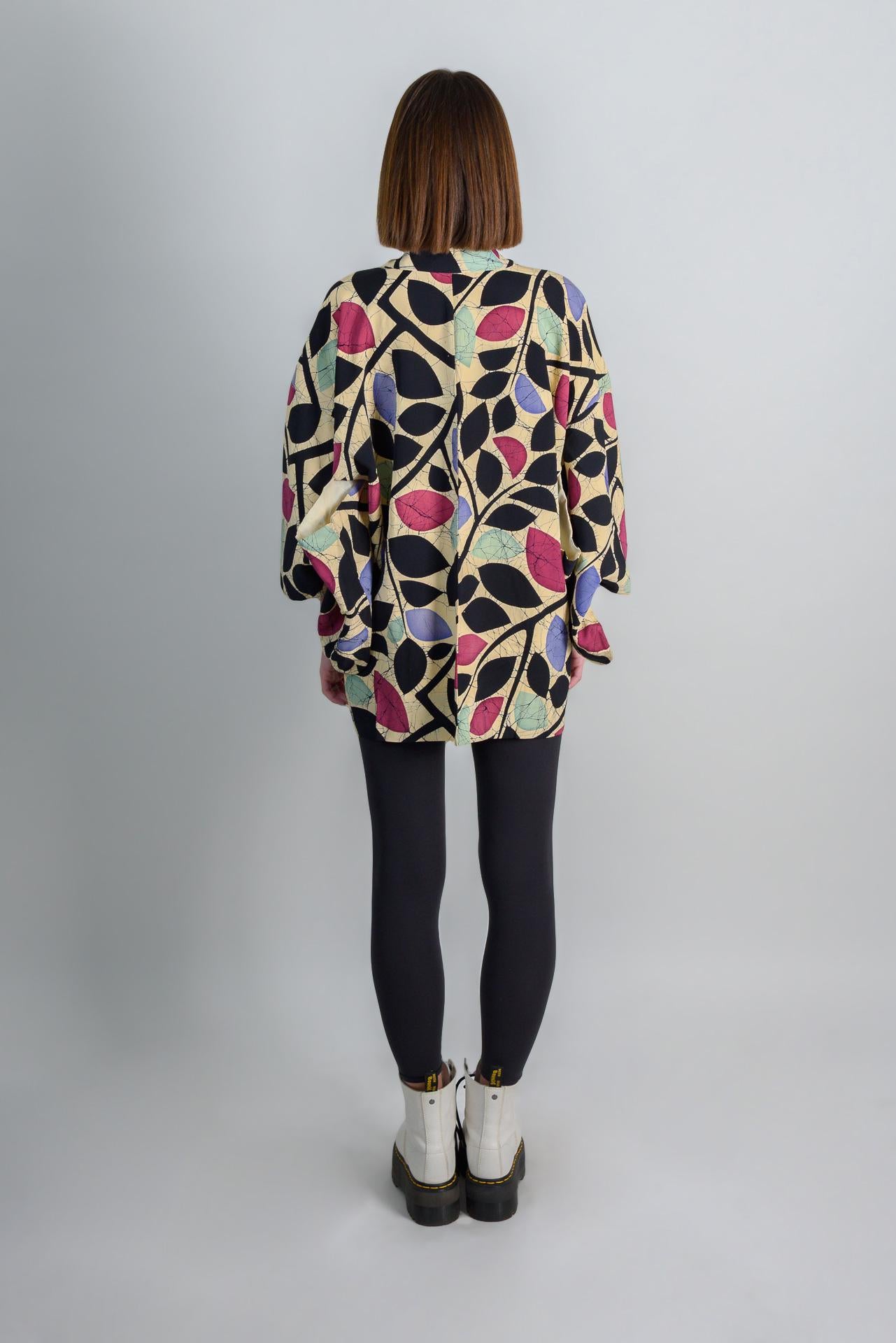 Vintage Silk Haori: Japanese Kimono Jacket, Abstract Leaf Print