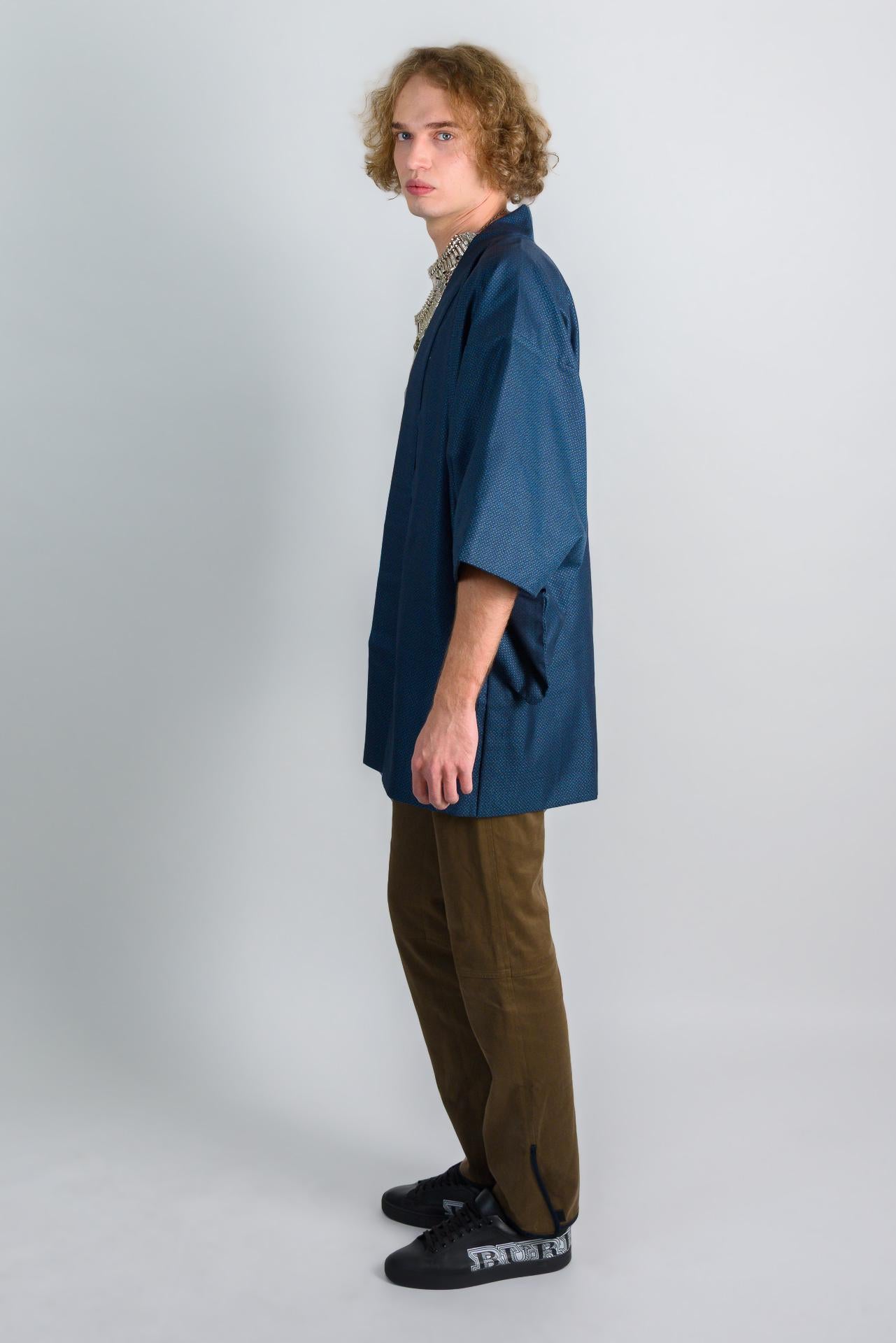Twilight Weave Kimono (着物 – kimono) – Japanese Men’s Haori in Indigo Mini-Pattern