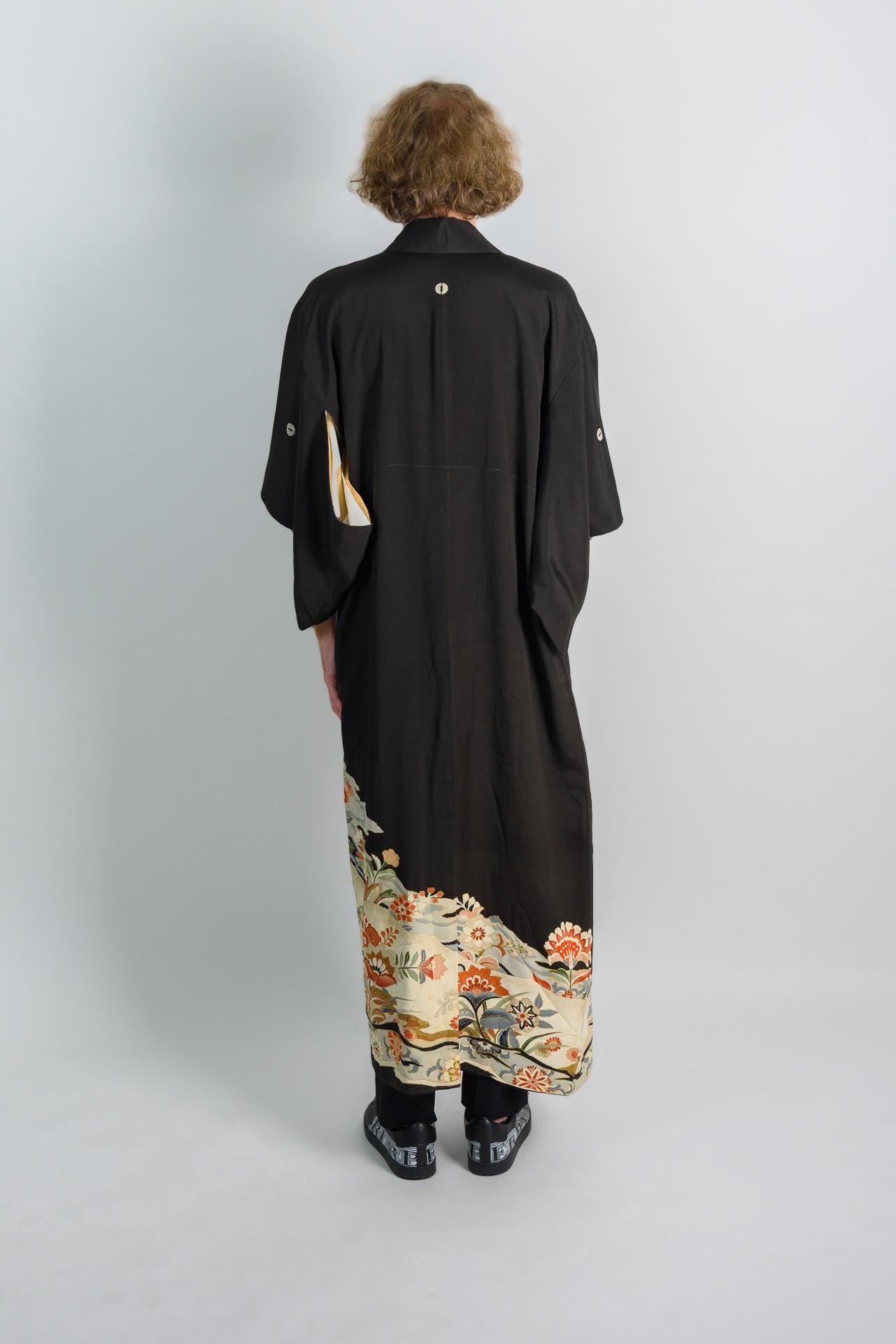 Floral Storm Montsuki Kimono: Japanese Mens Boho Robe
