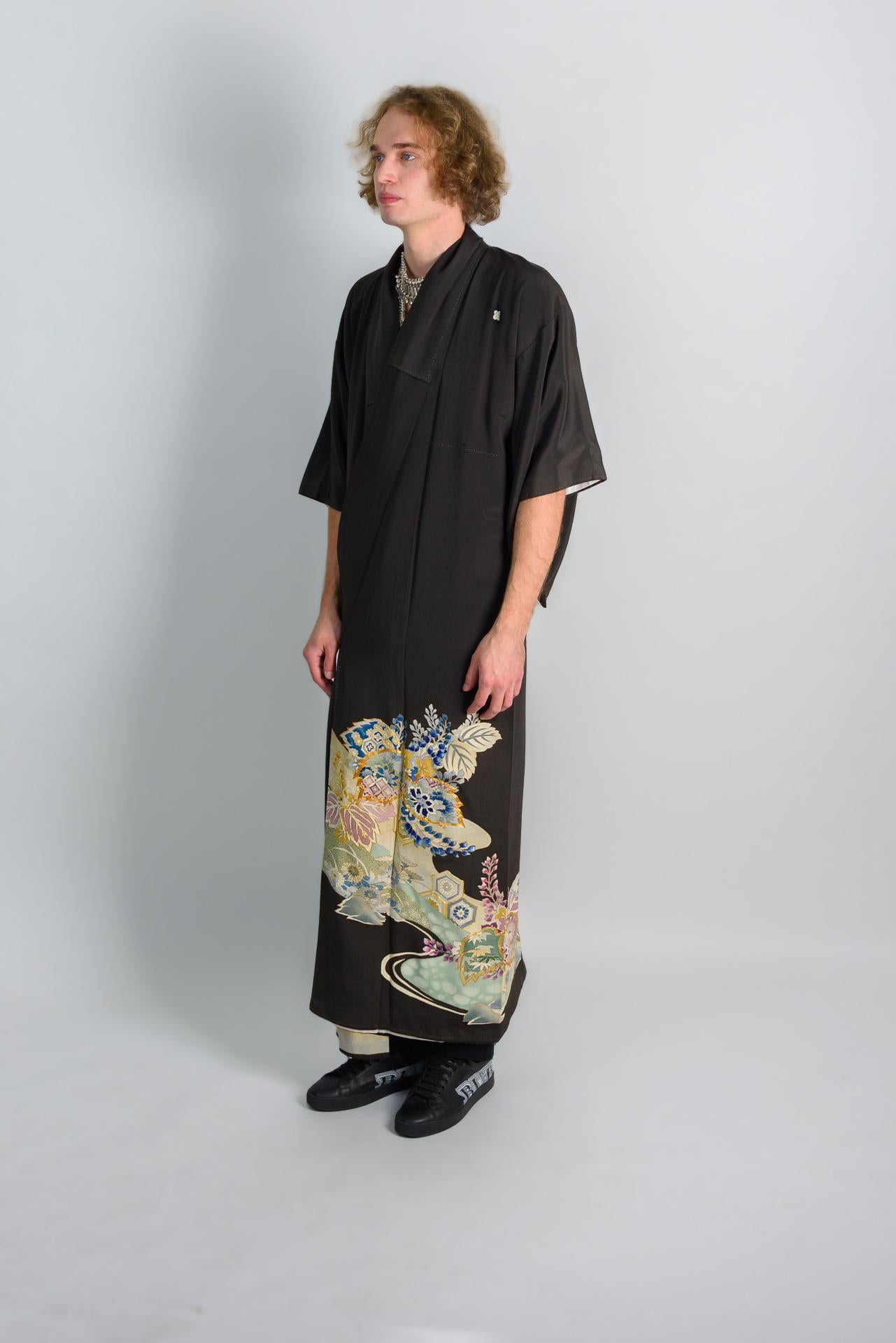 Handmade Japanese Kimono Robe: Black Montsuki with Floral Crests
