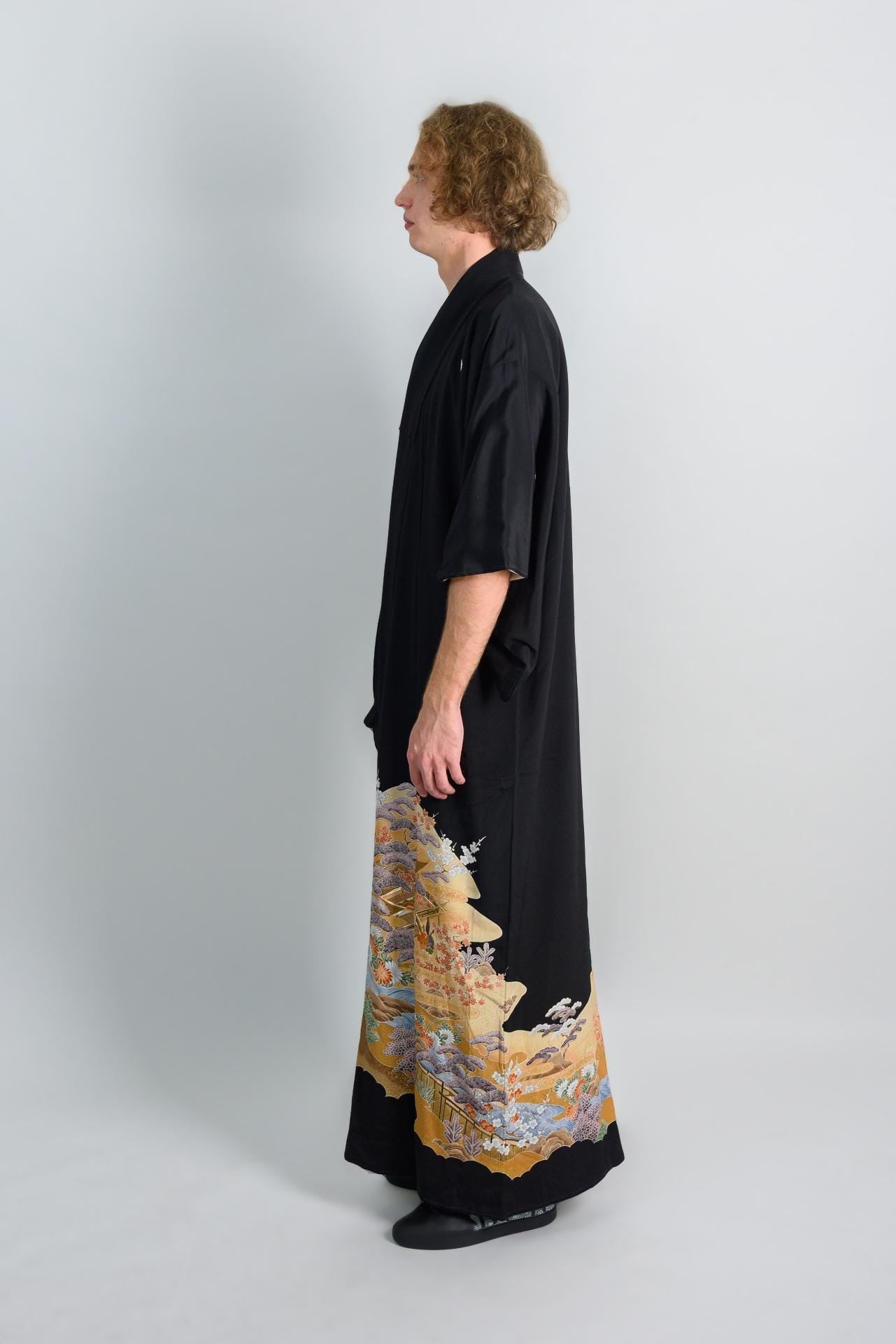 Handmade Japanese Kimono Robe: Painted Temple Landscape