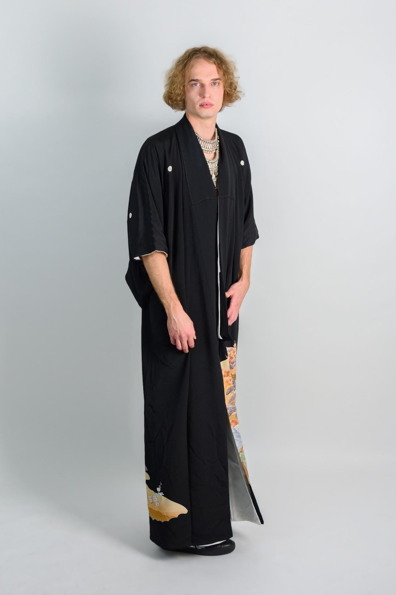 Handmade Japanese Kimono Robe: Painted Temple Landscape