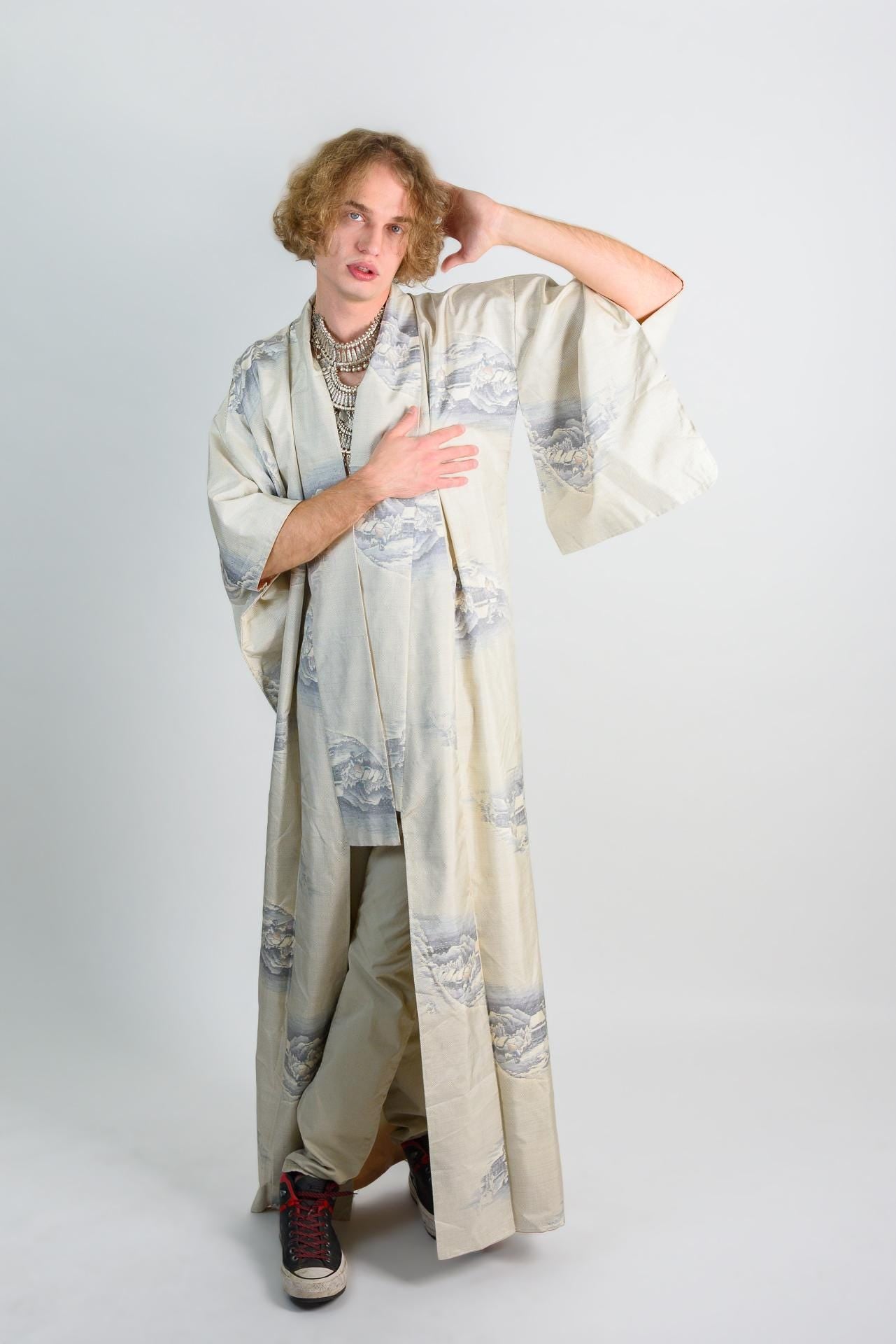 Handmade Japanese Kimono Robe: Ivory Mountain Print, Boho Festival Fashion