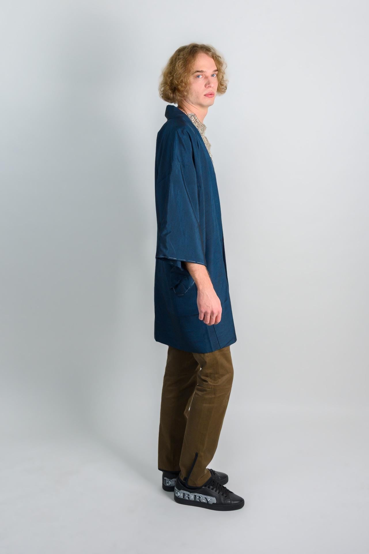 Ocean Depth Haori (羽織 – haori) – Japanese Men’s Short Kimono Jacket