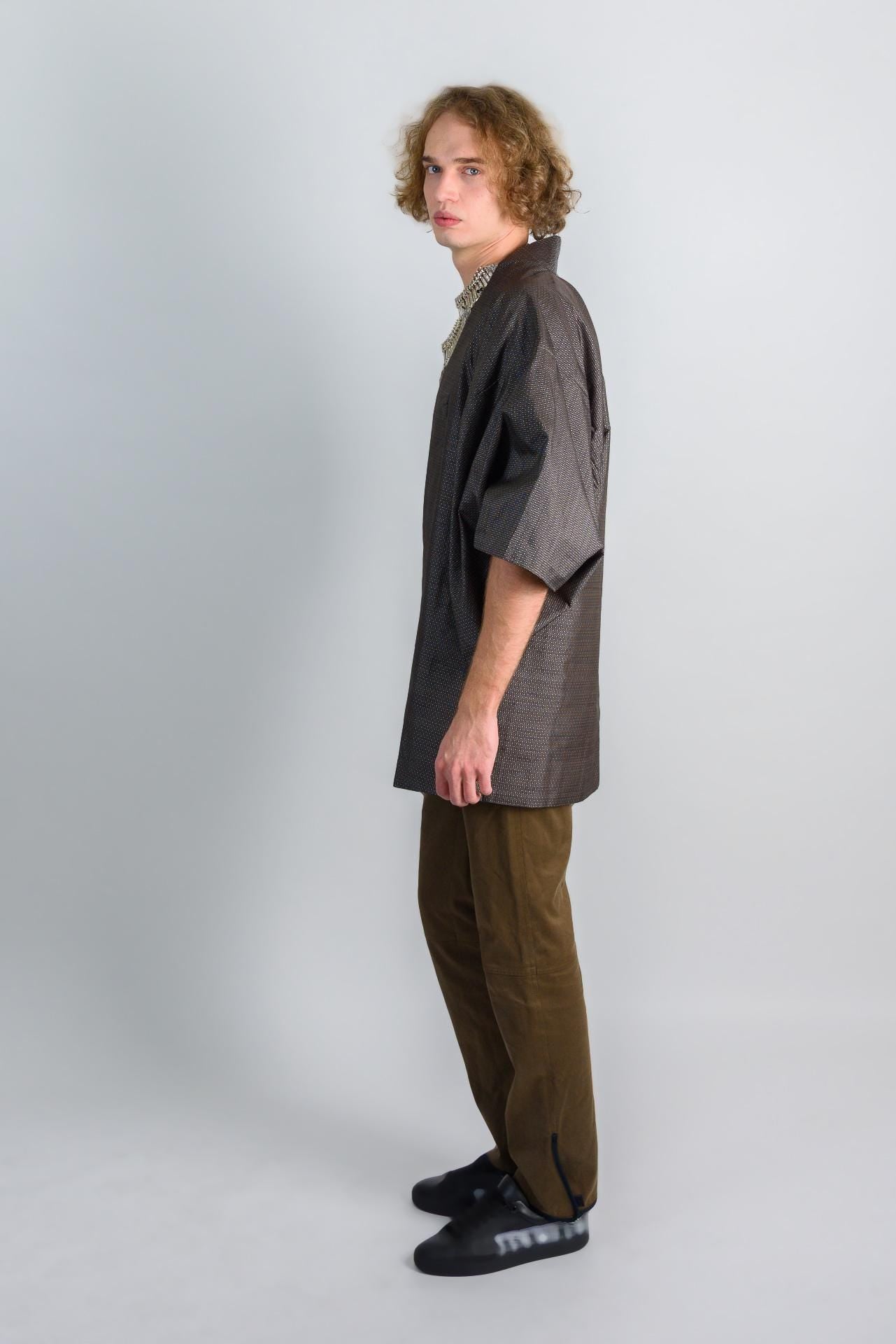 Stone Lantern Haori (羽織 – haori) – Japanese Men’s Kimono Jacket