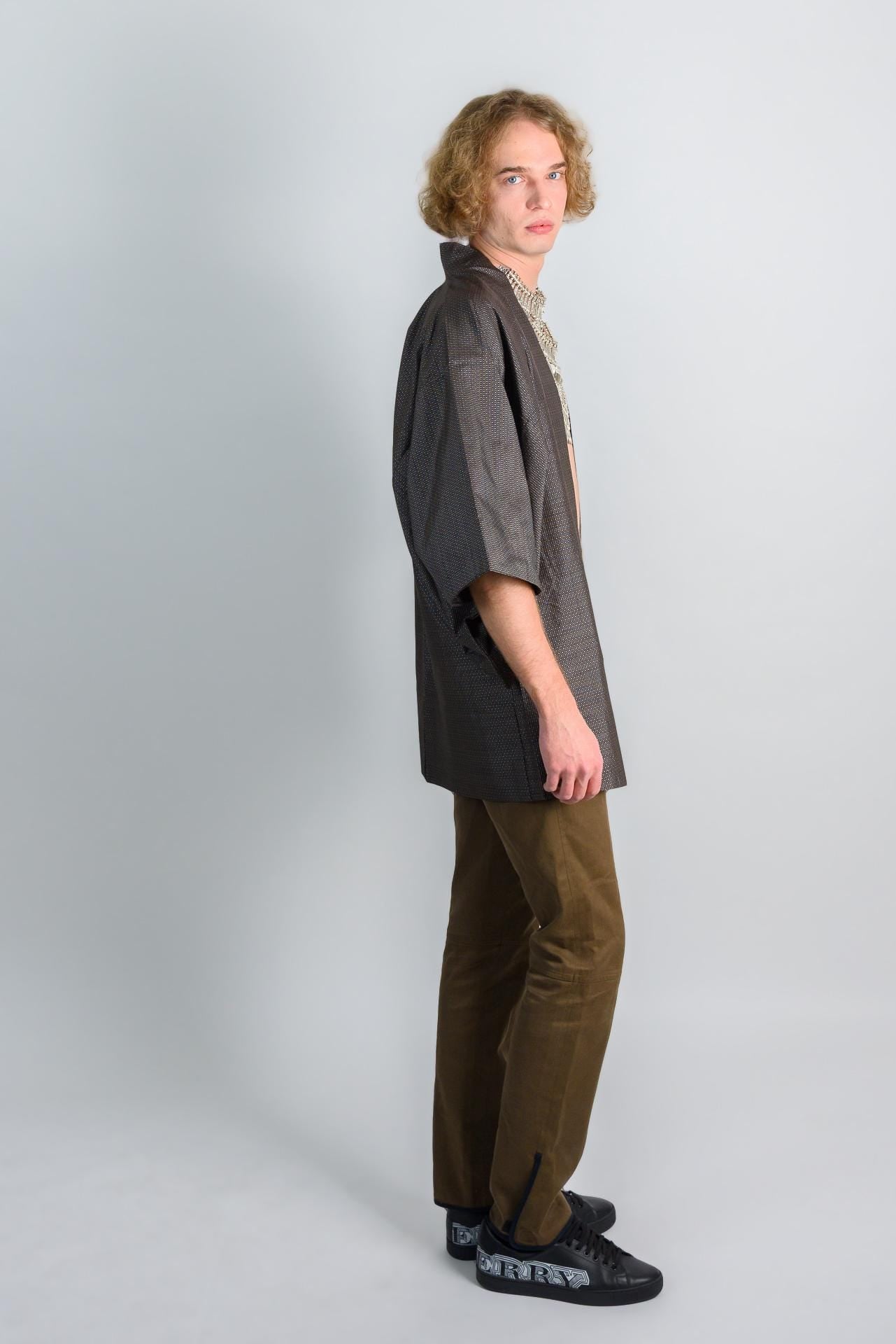 Stone Lantern Haori (羽織 – haori) – Japanese Men’s Kimono Jacket
