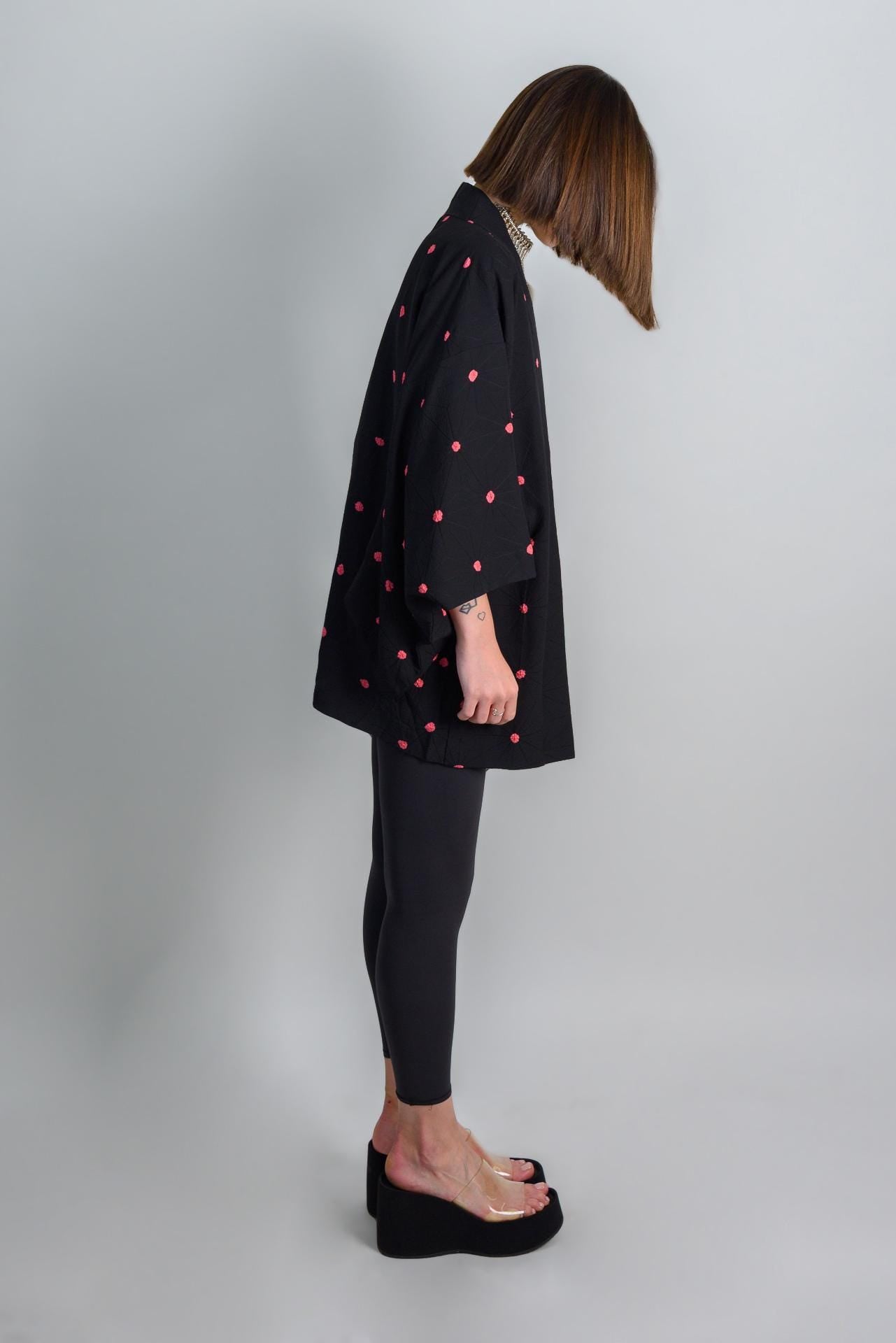 STRAWBERRY NIGHT ORACLE|silk kimono|haori jacket|boho robe|festival outfit|witchy clothing|dark academia|japanese fashion