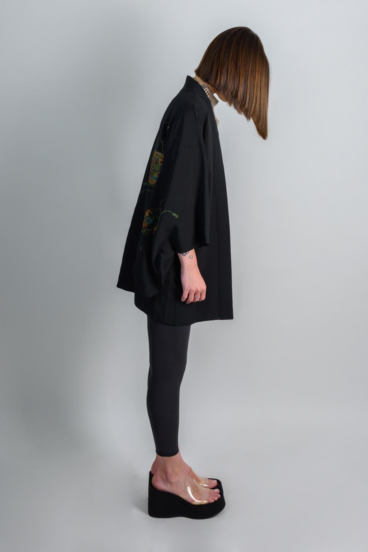 ROYAL THREAD DANCER|silk kimono|black haori|boho robe|japanese jacket|festival fashion|vintage japan|spiritual clothing