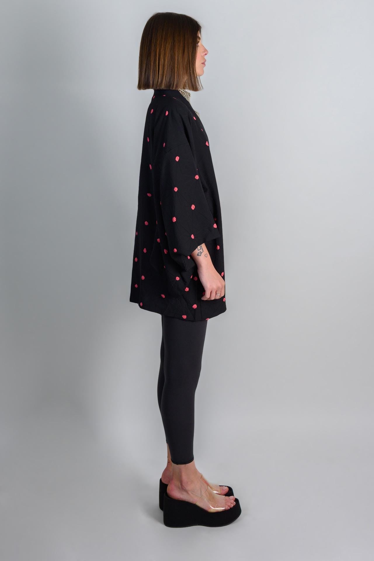 STRAWBERRY NIGHT ORACLE|silk kimono|haori jacket|boho robe|festival outfit|witchy clothing|dark academia|japanese fashion